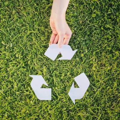 Entwerfen von Recyclingabilität und Abbaubarkeit in polyaspartischen Materialien